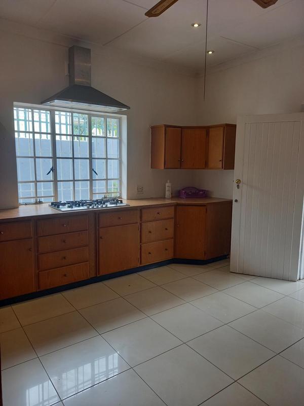 To Let 3 Bedroom Property for Rent in Greenside Gauteng