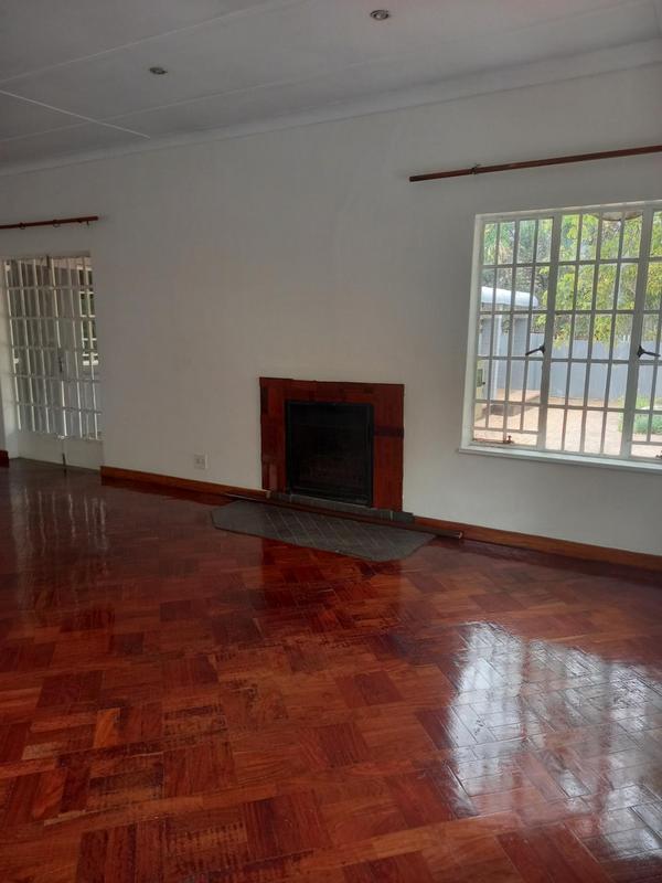 To Let 3 Bedroom Property for Rent in Greenside Gauteng