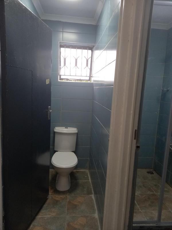 To Let 1 Bedroom Property for Rent in Greenside Gauteng