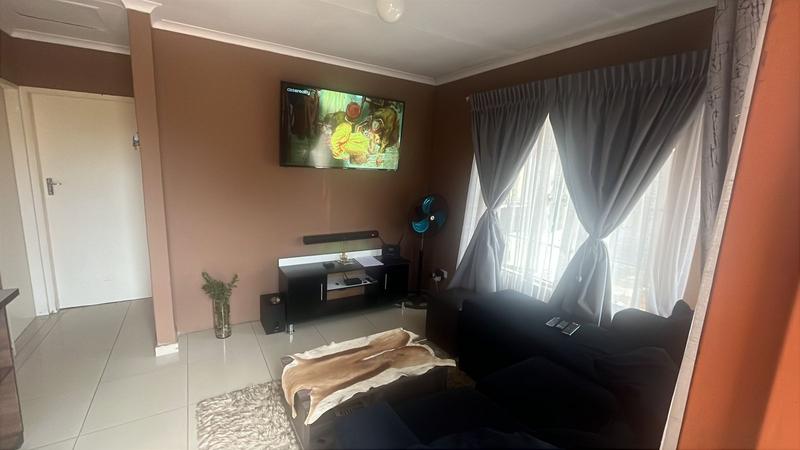 To Let 2 Bedroom Property for Rent in Naturena Gauteng