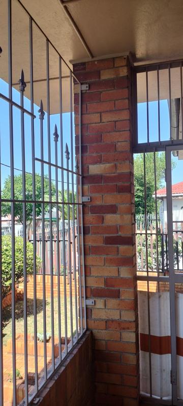 3 Bedroom Property for Sale in Crosby Gauteng