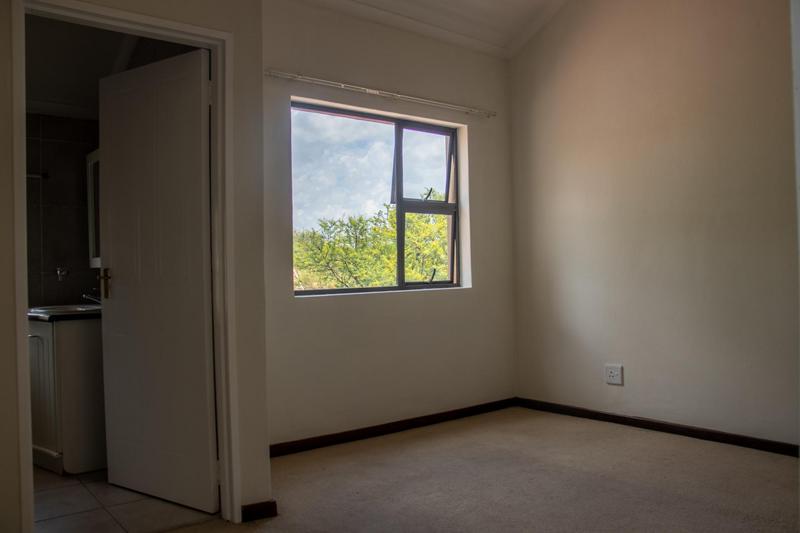 To Let 3 Bedroom Property for Rent in Sunninghill Gauteng