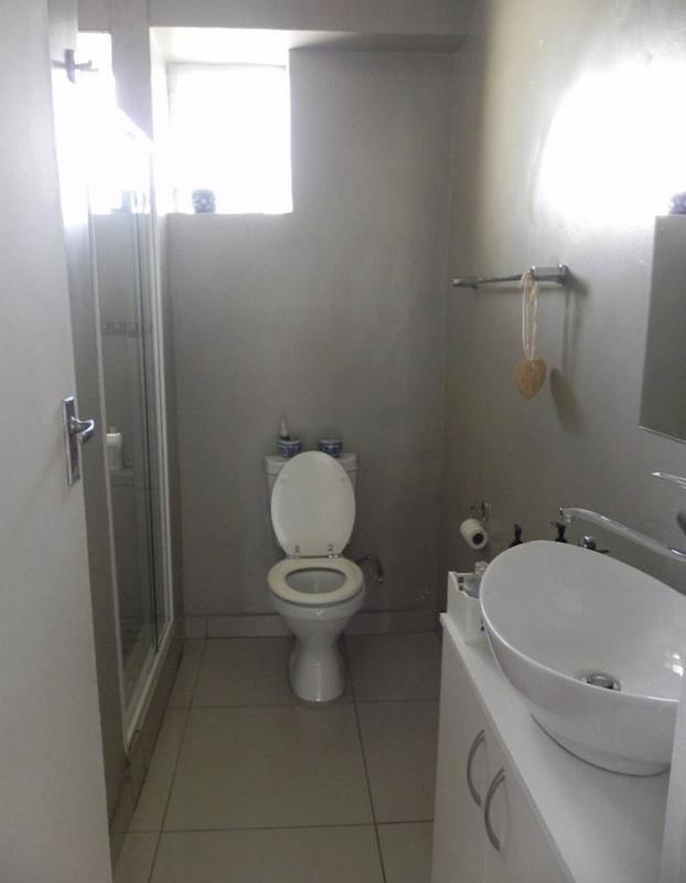 To Let 2 Bedroom Property for Rent in Illovo Gauteng