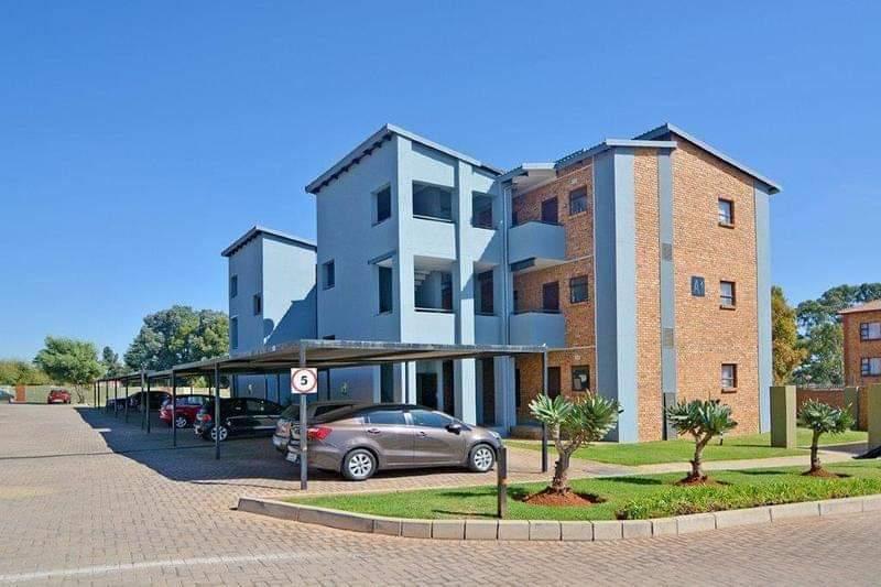 To Let 2 Bedroom Property for Rent in Roodepoort Gauteng