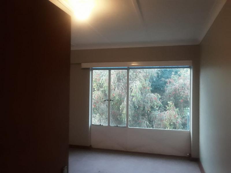 To Let 1 Bedroom Property for Rent in Roodepoort Gauteng