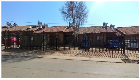 2 Bedroom Property for Sale in Olievenhoutbosch Gauteng