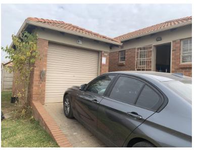 3 Bedroom Property for Sale in Thatch Hill Estate Gauteng