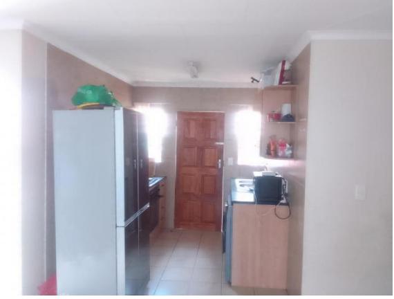 3 Bedroom Property for Sale in Thatch Hill Estate Gauteng