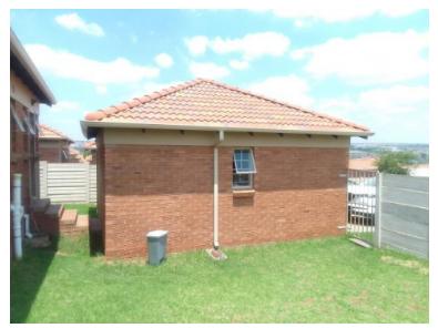 3 Bedroom Property for Sale in Thatch Hill Estate Gauteng