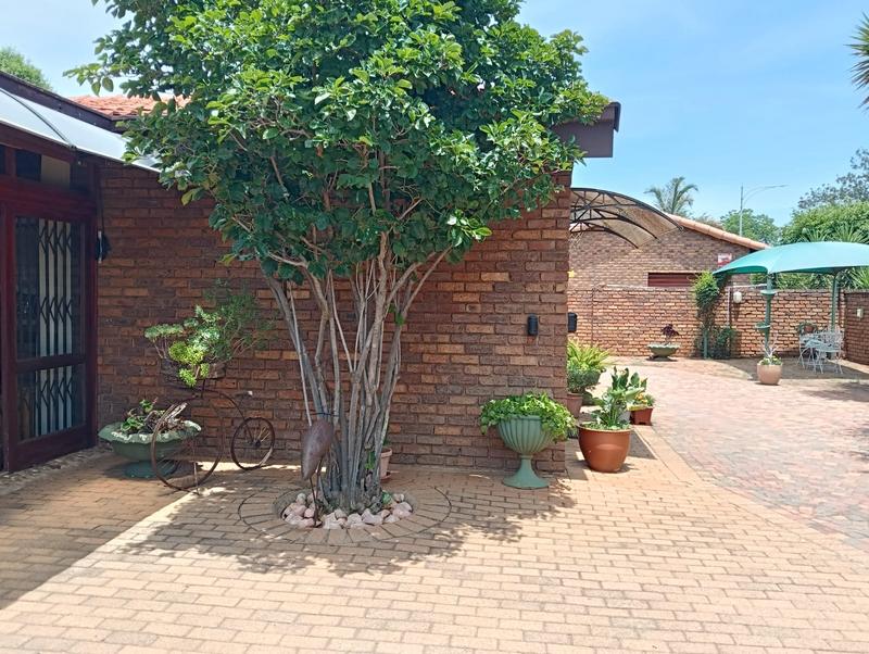 To Let 1 Bedroom Property for Rent in Edelweiss Gauteng