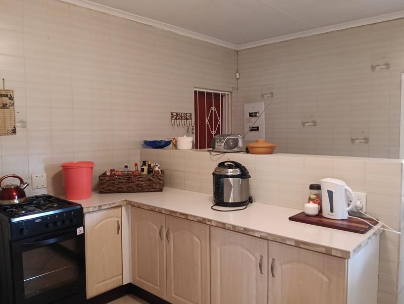 To Let 1 Bedroom Property for Rent in Edelweiss Gauteng