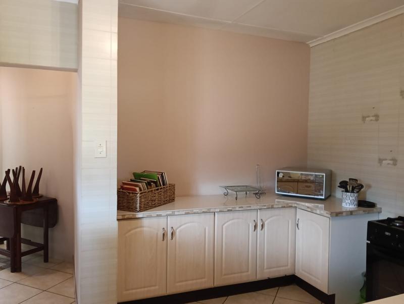 To Let 1 Bedroom Property for Rent in Edelweiss Gauteng