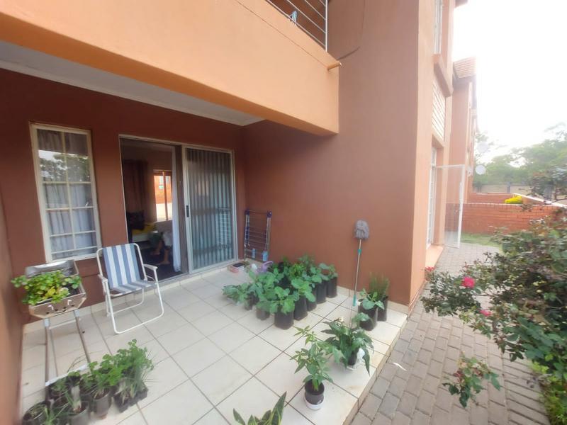 2 Bedroom Property for Sale in Summerfields Estate Gauteng