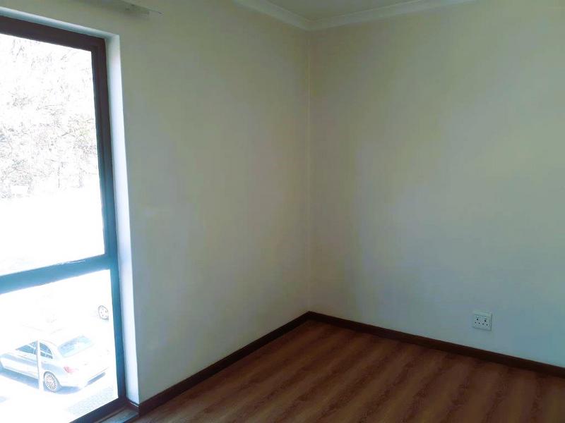 To Let 2 Bedroom Property for Rent in Fourways Gauteng