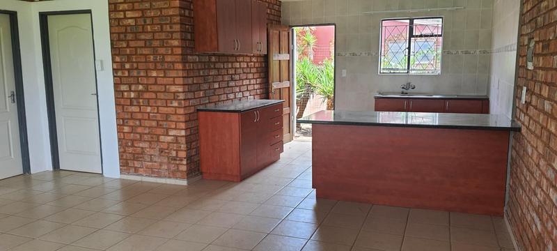 To Let 2 Bedroom Property for Rent in Kameeldrift West Gauteng