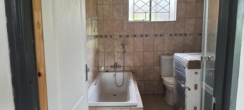 To Let 2 Bedroom Property for Rent in Kameeldrift West Gauteng