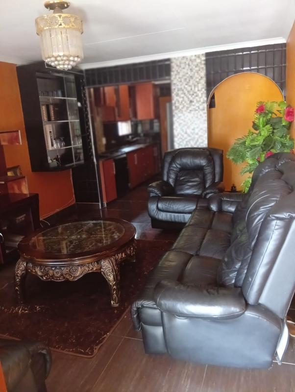 To Let 3 Bedroom Property for Rent in Tulisa Park Gauteng