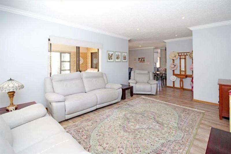 3 Bedroom Property for Sale in Bartlett Gauteng