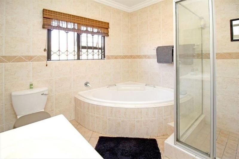 3 Bedroom Property for Sale in Bartlett Gauteng