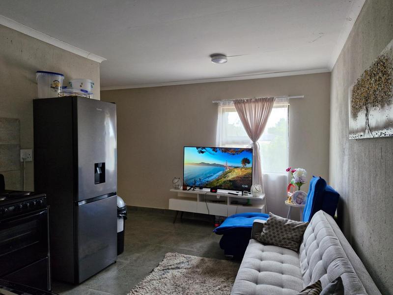 To Let 1 Bedroom Property for Rent in Birch Acres Gauteng