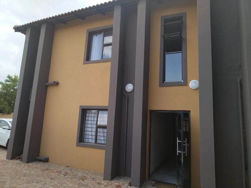 To Let 1 Bedroom Property for Rent in Birch Acres Gauteng