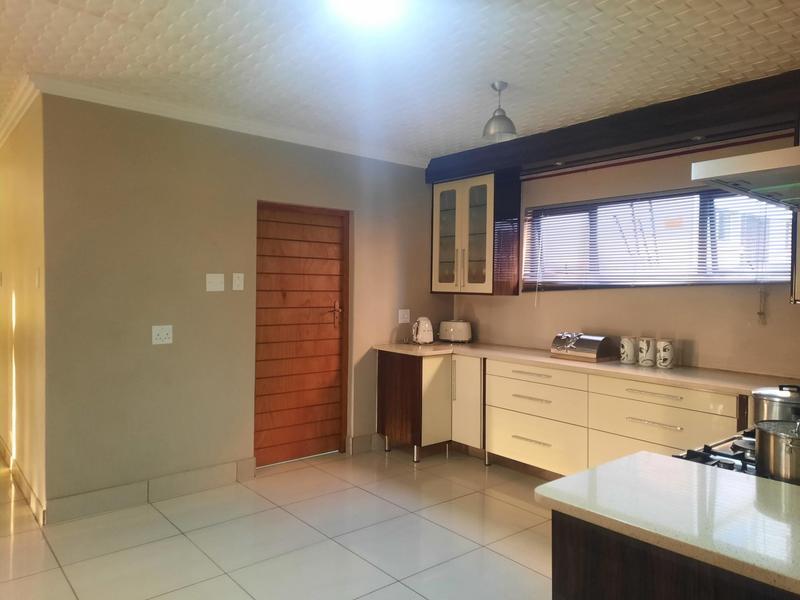 To Let 5 Bedroom Property for Rent in Vanderbijlpark SE 4 Gauteng