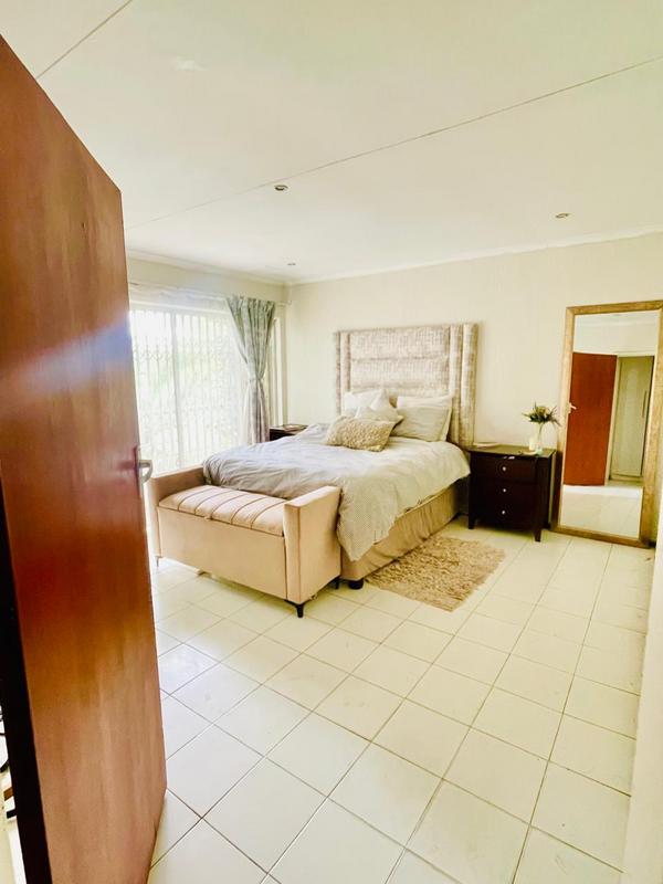 3 Bedroom Property for Sale in Menlyn Gauteng