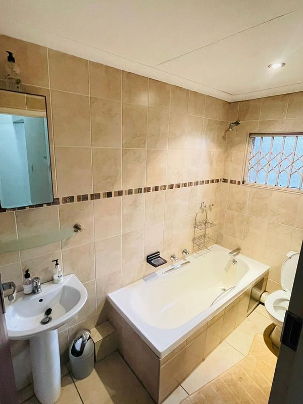 3 Bedroom Property for Sale in Menlyn Gauteng