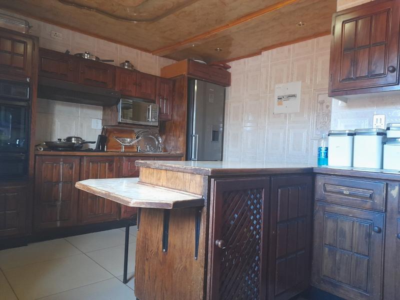 To Let 5 Bedroom Property for Rent in Vosloorus Gauteng