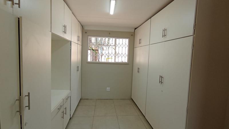 To Let 3 Bedroom Property for Rent in Eldoraigne Gauteng