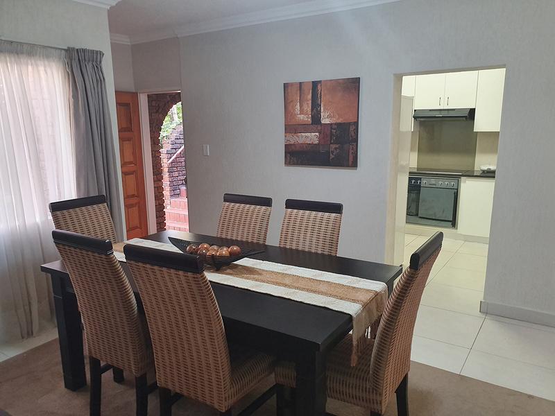 To Let 2 Bedroom Property for Rent in Atholl Gardens Gauteng