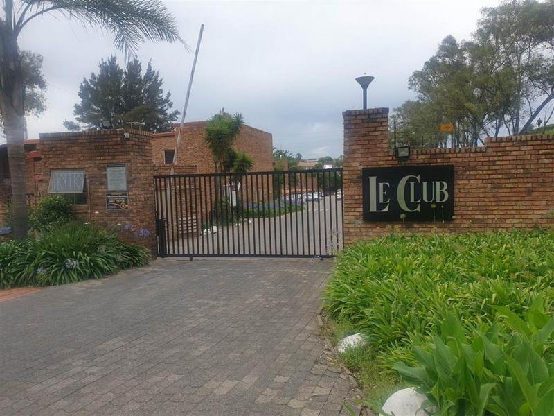 To Let 2 Bedroom Property for Rent in Atholl Gardens Gauteng