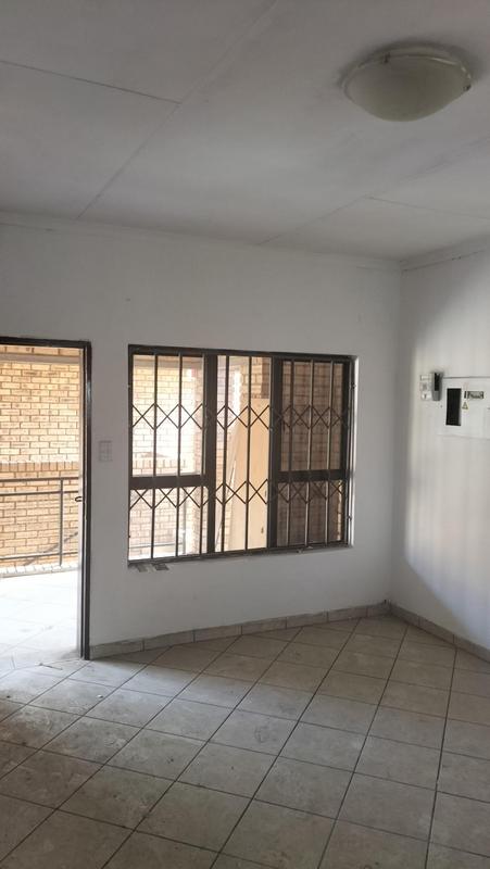 To Let 2 Bedroom Property for Rent in Elspark Gauteng