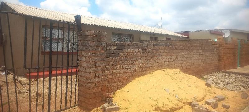 2 Bedroom Property for Sale in Naledi Gauteng