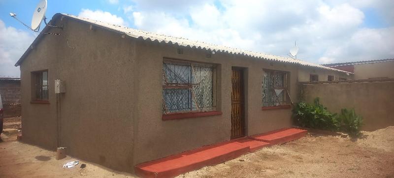 2 Bedroom Property for Sale in Naledi Gauteng