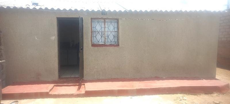 2 Bedroom Property for Sale in Naledi Gauteng