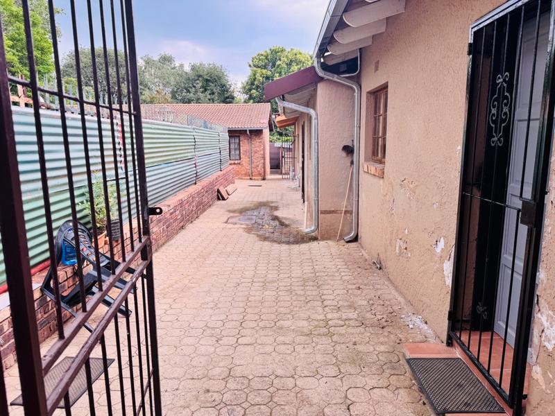 To Let 0 Bedroom Property for Rent in Kensington Gauteng