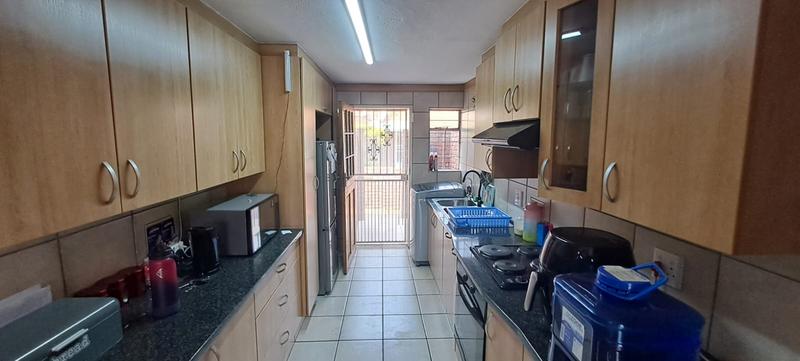 3 Bedroom Property for Sale in Freeway Park Gauteng