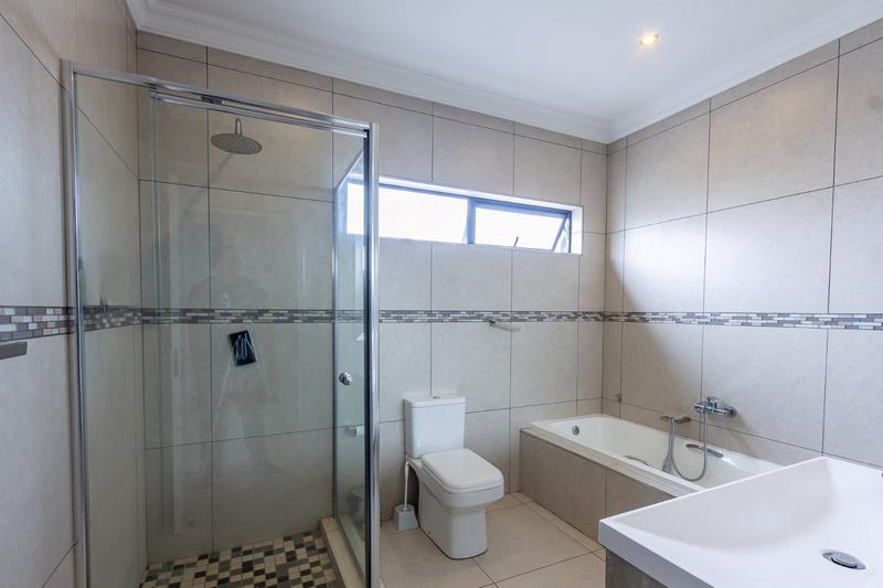 4 Bedroom Property for Sale in Midstream Meadows Gauteng