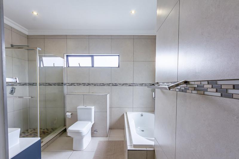 4 Bedroom Property for Sale in Midstream Meadows Gauteng