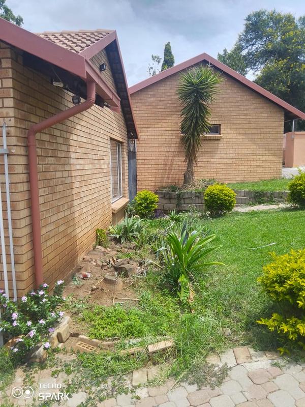 To Let 3 Bedroom Property for Rent in Country View Gauteng