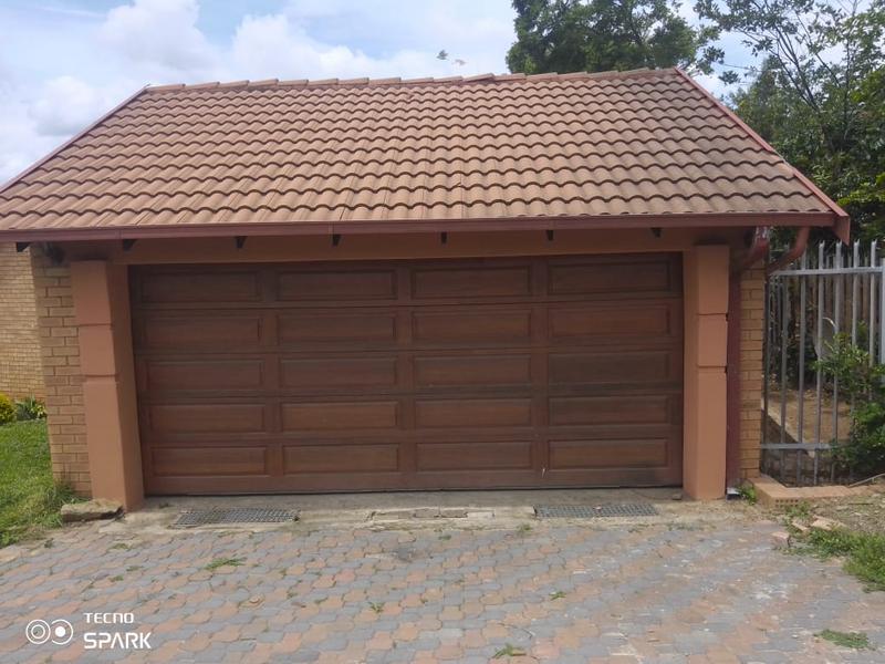 To Let 3 Bedroom Property for Rent in Country View Gauteng