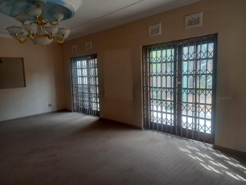 5 Bedroom Property for Sale in Bramley Gauteng