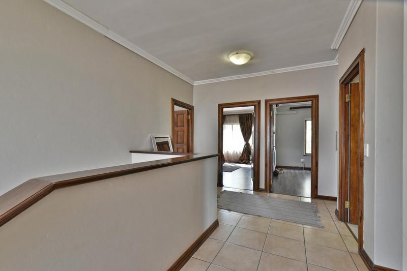 4 Bedroom Property for Sale in Broadacres Gauteng