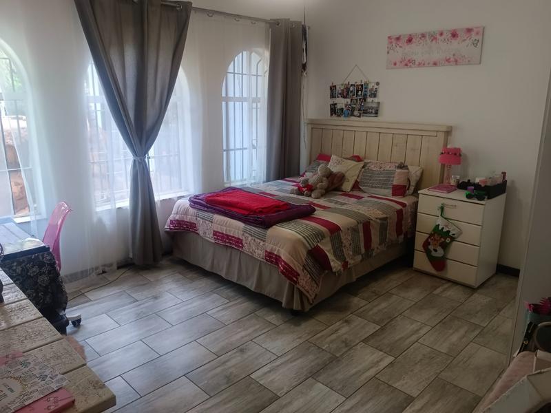 7 Bedroom Property for Sale in Wonderboom Gauteng