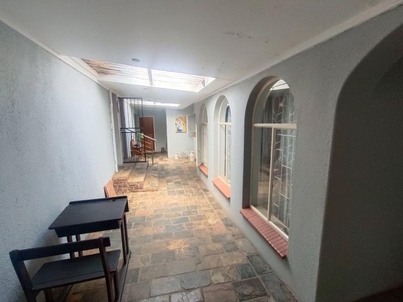 7 Bedroom Property for Sale in Wonderboom Gauteng