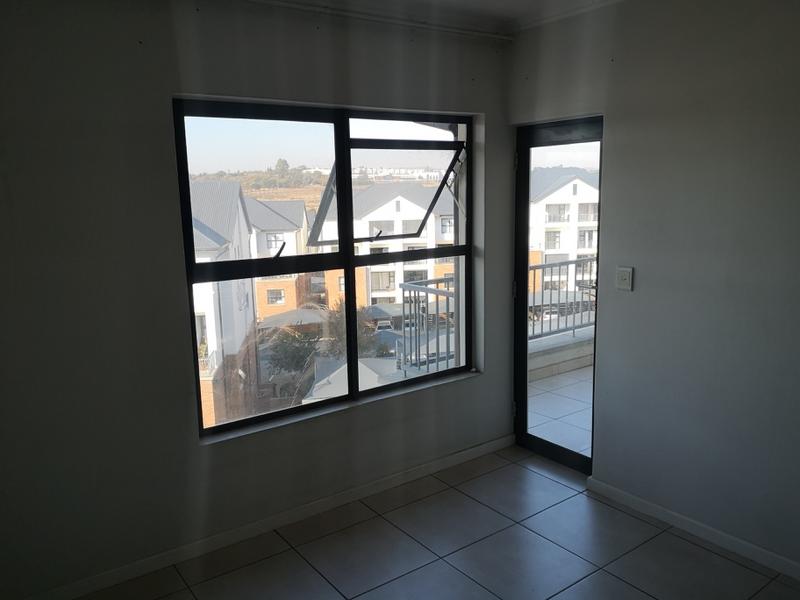 To Let 1 Bedroom Property for Rent in Olivedale Gauteng