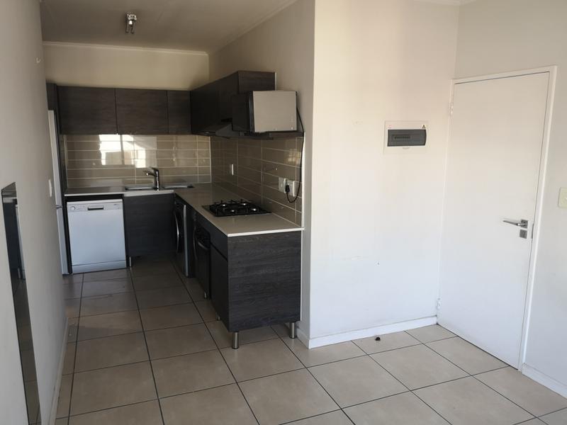 To Let 1 Bedroom Property for Rent in Olivedale Gauteng