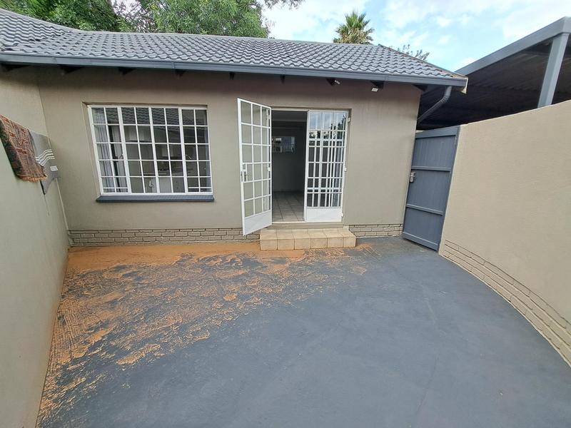 To Let 1 Bedroom Property for Rent in Hennopspark Gauteng