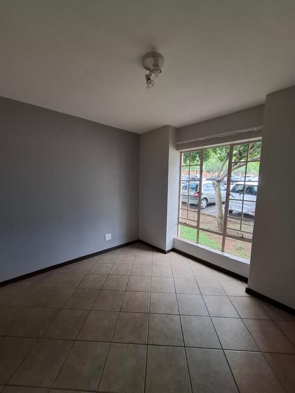 To Let 2 Bedroom Property for Rent in Mooikloof Ridge Gauteng